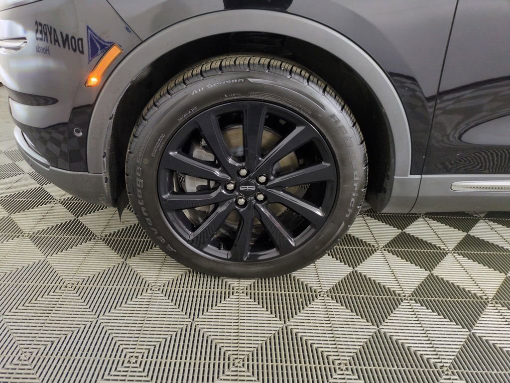 Used 2022 Lincoln Nautilus Reserve w/ Equipment Group 202A image 29