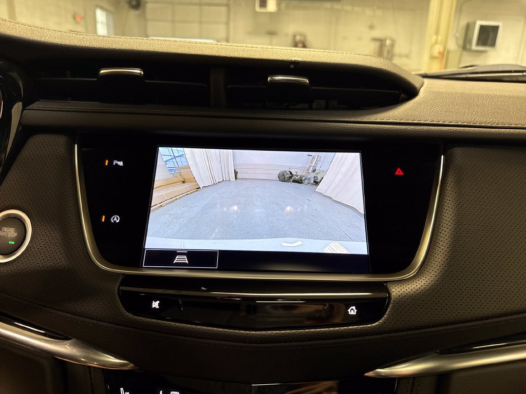 Used 2024 Cadillac XT5 Premium Luxury AWD/4WD image 9
