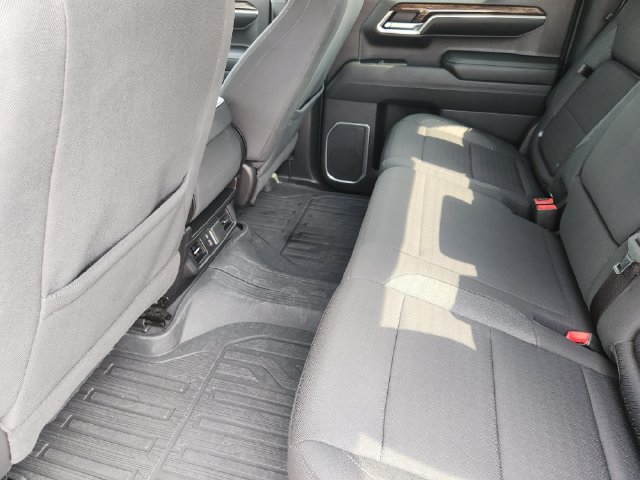 Used 2023 GMC Sierra 1500 Elevation w/ LPO, Elevation Black Package AWD/4WD image 29