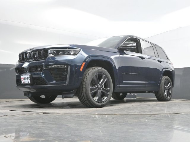 New 2027 Jeep Grand Cherokee Limited AWD/4WD image 54