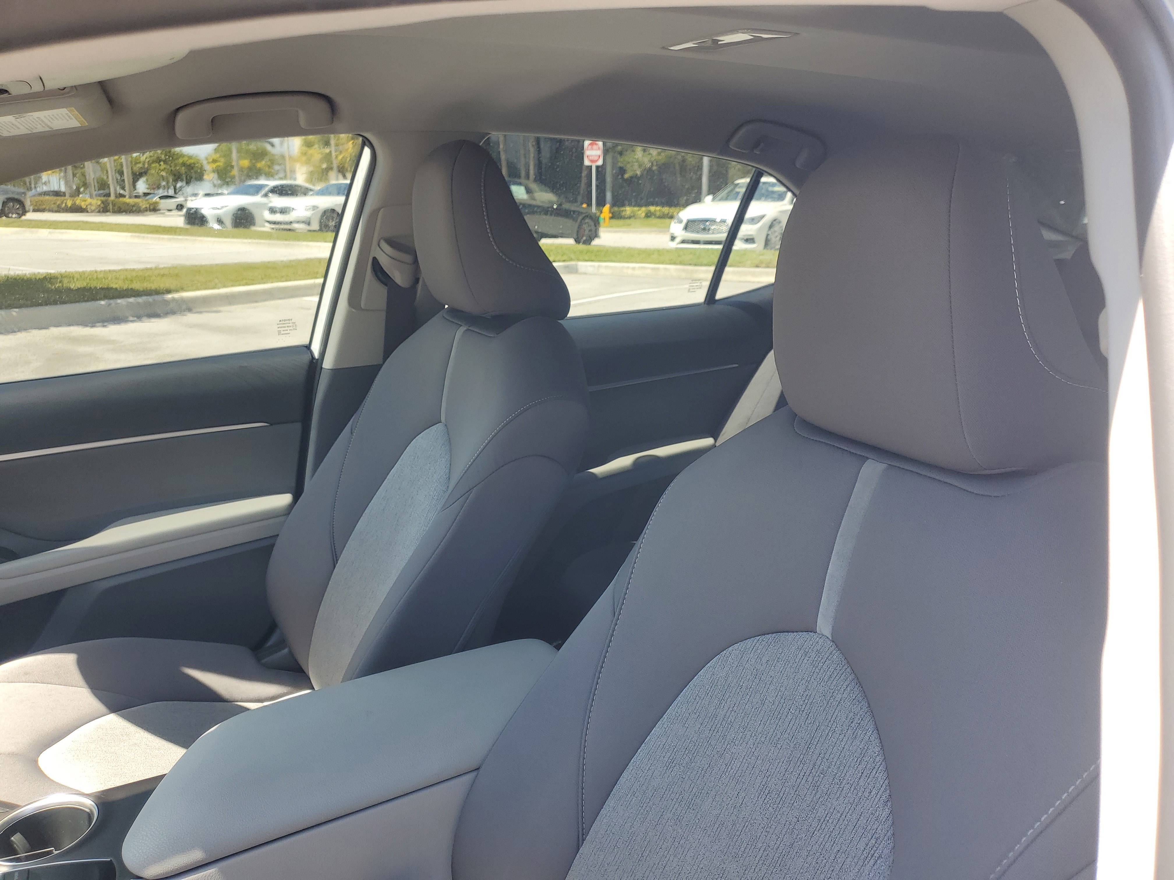Used 2024 Toyota Camry LE FWD image 17
