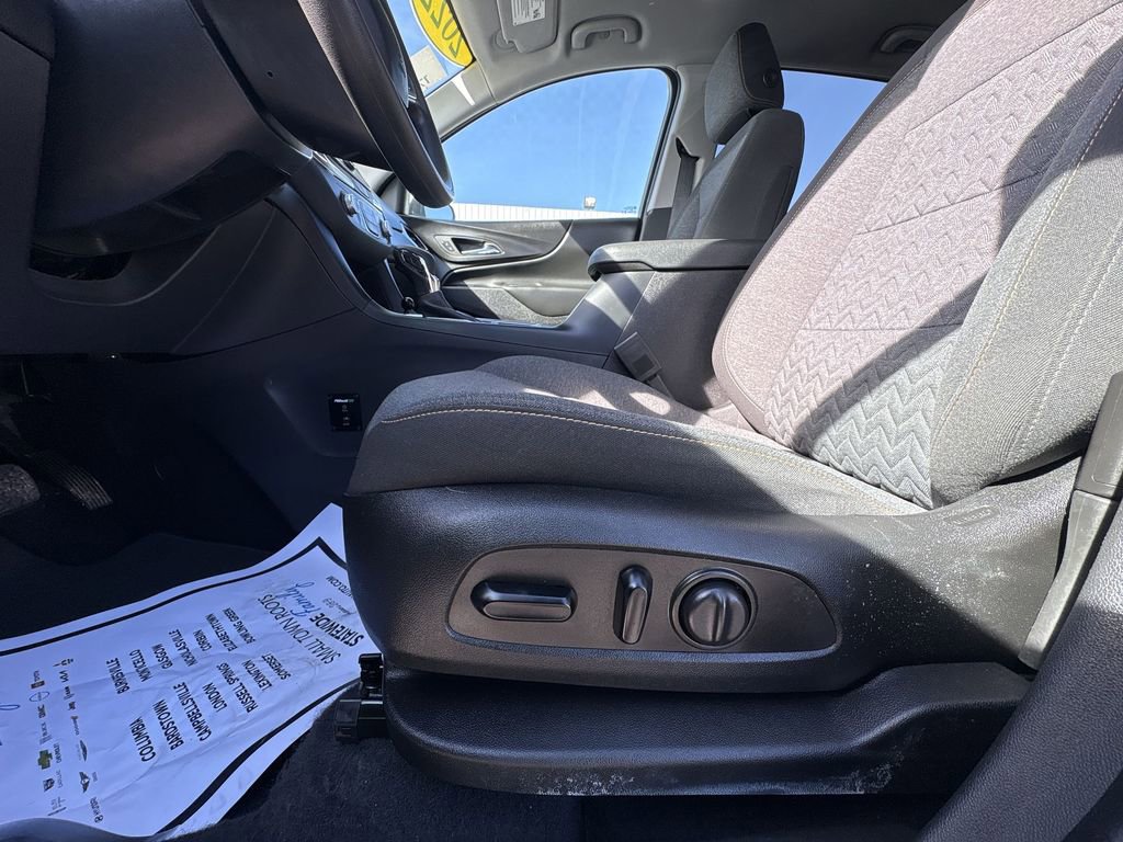 Used 2022 Chevrolet Equinox LT image 14