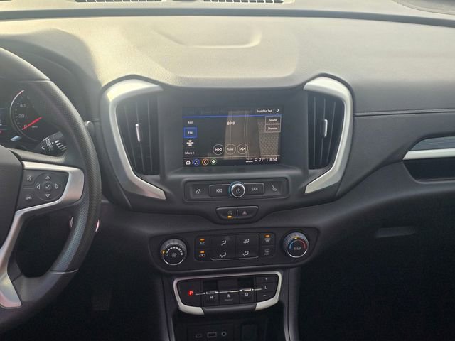 Used 2023 GMC Terrain SLE image 16