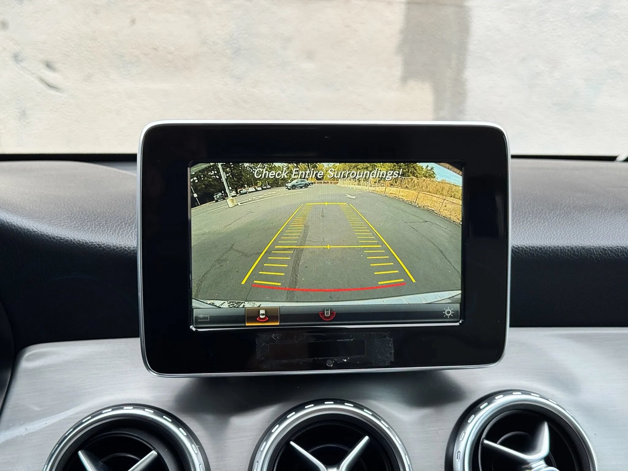 Used 2017 Mercedes-Benz GLA 250 image 28