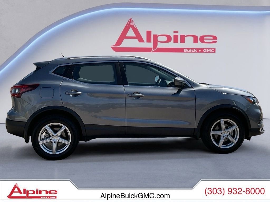 Used 2022 Nissan Rogue Sport SV w/ Technology Package AWD/4WD image 6