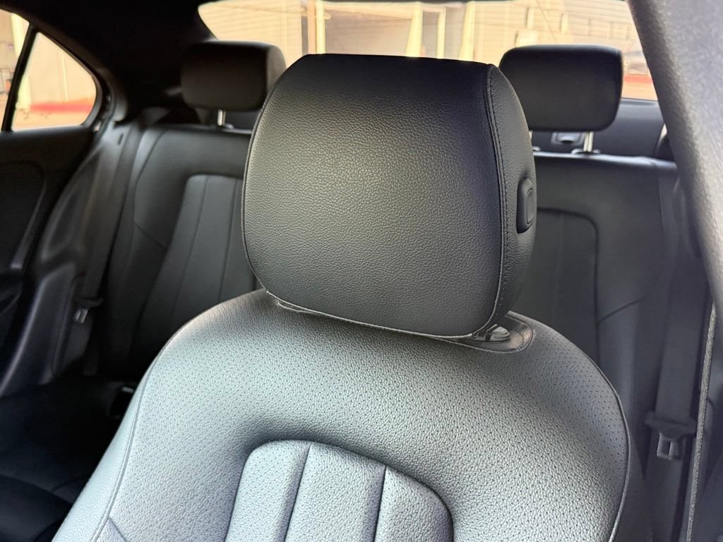 Certified 2022 Mercedes-Benz A 220 image 3