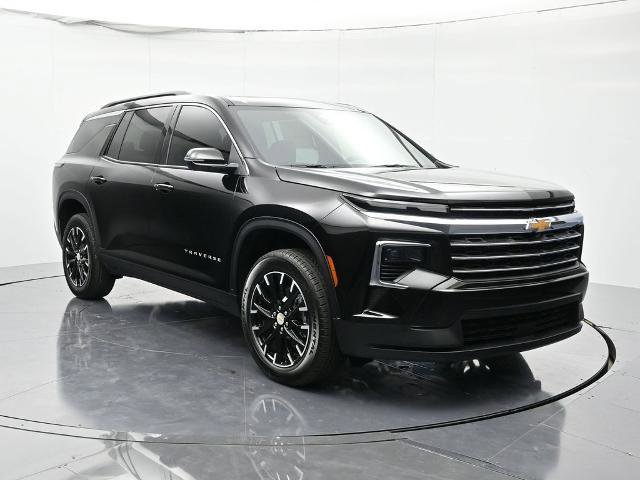 New 2026 Chevrolet Traverse LT w/ Sun and Wheel Package image 3