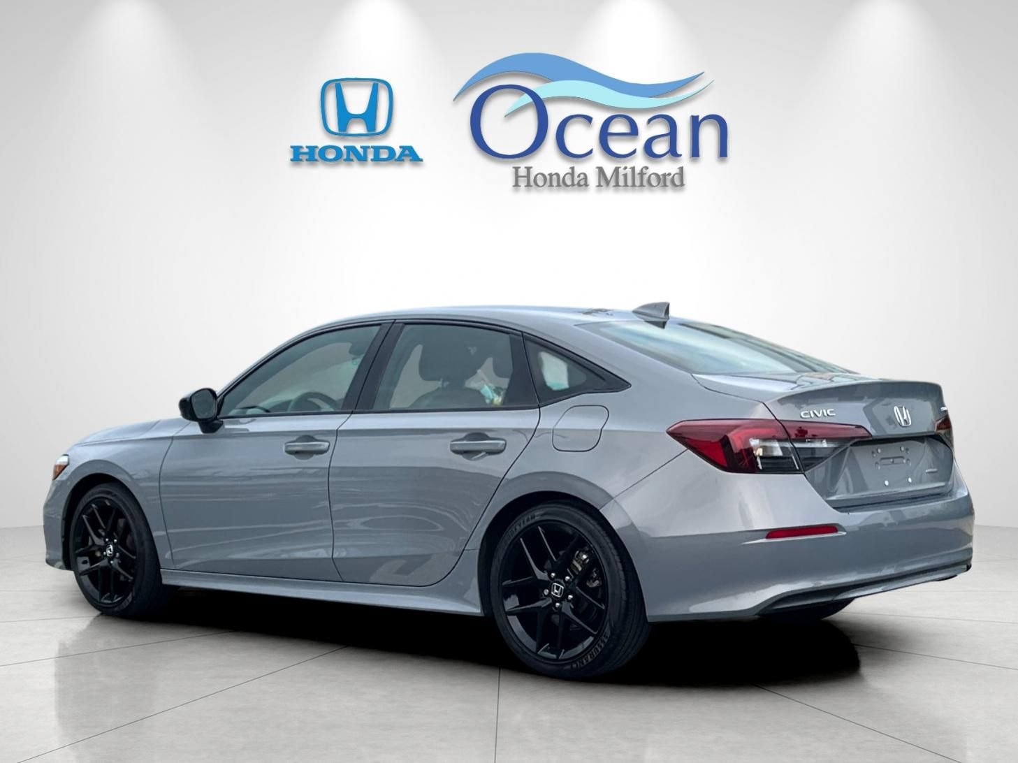 Used 2025 Honda Civic Sport image 5