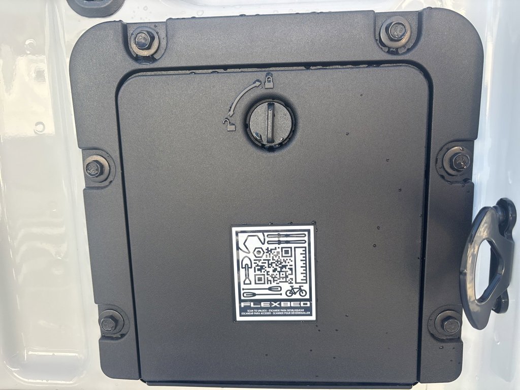 New 2025 Ford Maverick XLT w/ XLT Luxury Package image 8