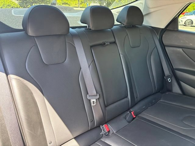 Used 2023 Hyundai Elantra Limited FWD image 31