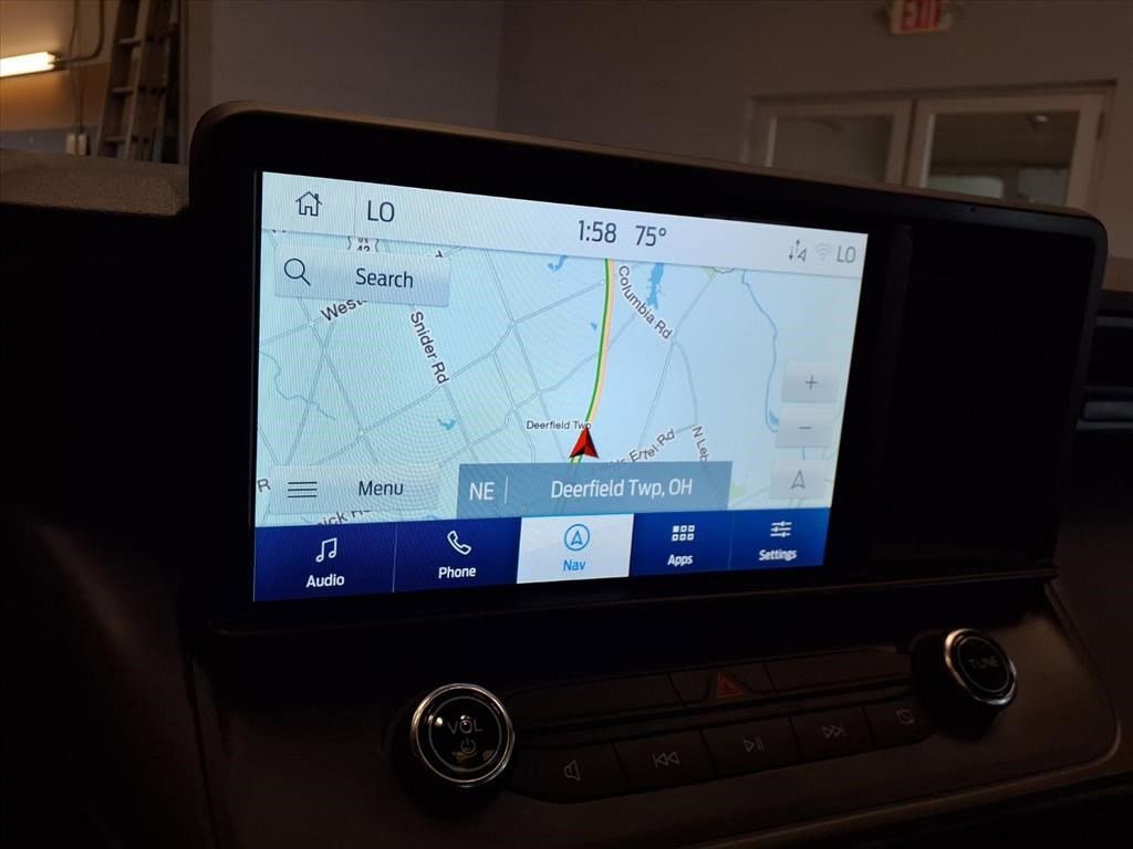 Used 2024 Ford Maverick Lariat w/ Black Appearance Package image 15