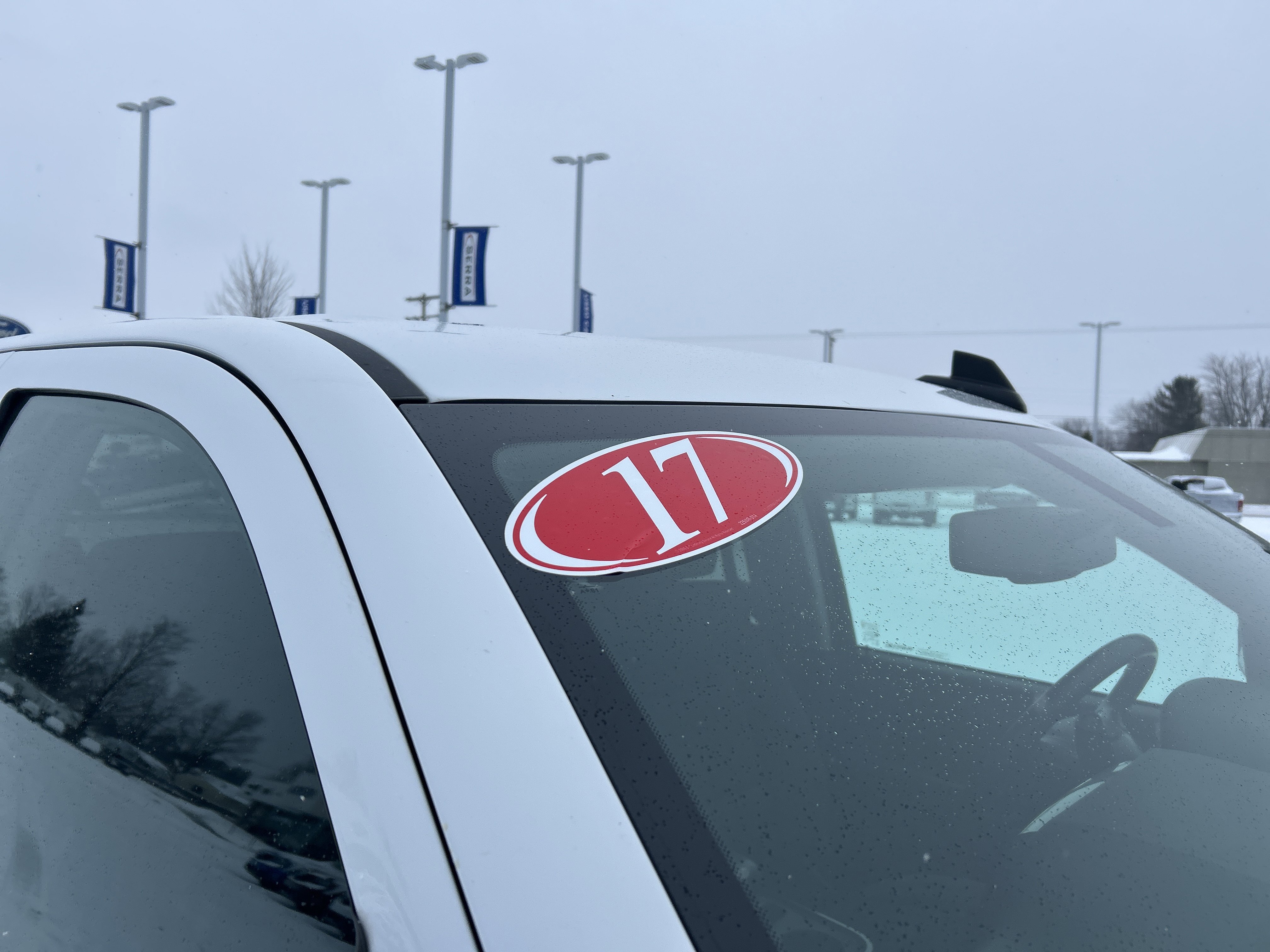 Used 2017 Chevrolet Silverado 1500 LT image 25