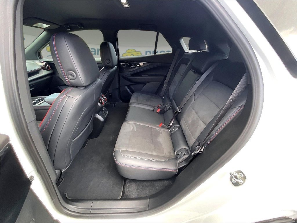 Used 2024 Chevrolet Blazer EV RS AWD/4WD image 15