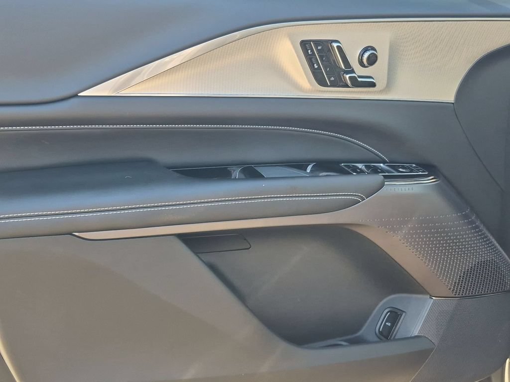 Certified 2024 Cadillac Lyriq Tech AWD/4WD image 15
