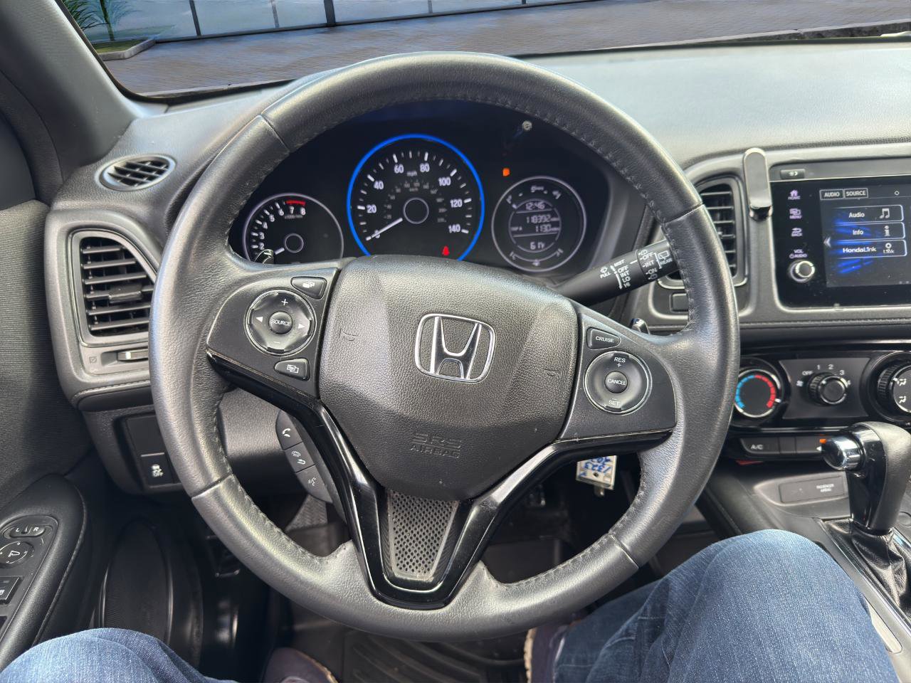 Used 2021 Honda HR-V Sport image 10