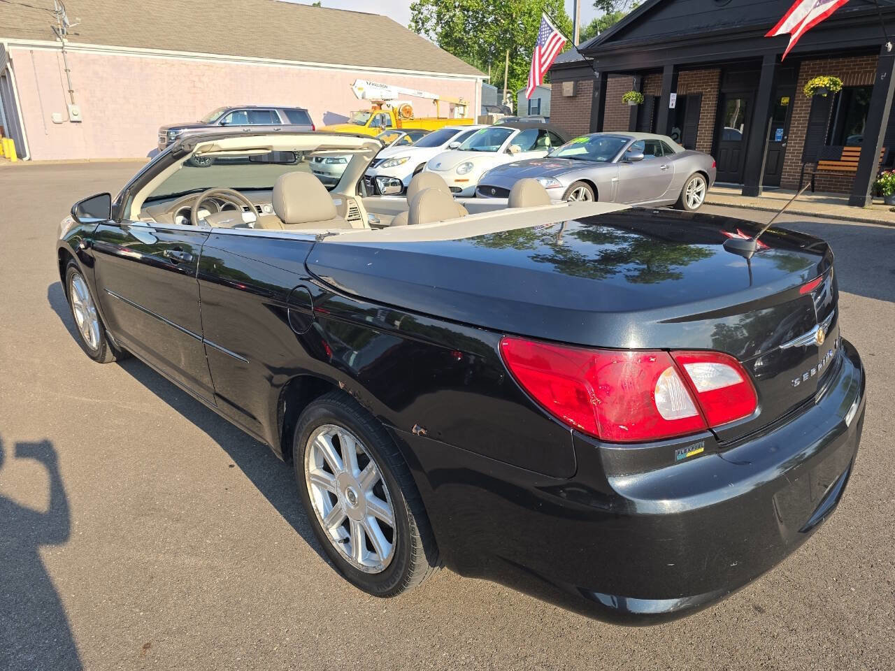 Used 2008 Chrysler Sebring Touring w/ Special Touring Group image 4