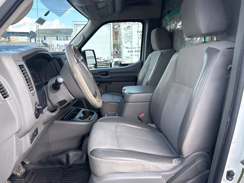Used 2017 Nissan NV 2500 SV RWD image 10