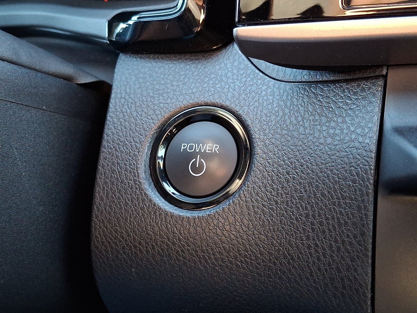 Certified 2025 Toyota Camry XSE FWD image 25