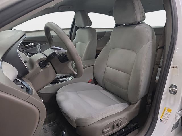 Used 2021 Chevrolet Malibu LT FWD image 14