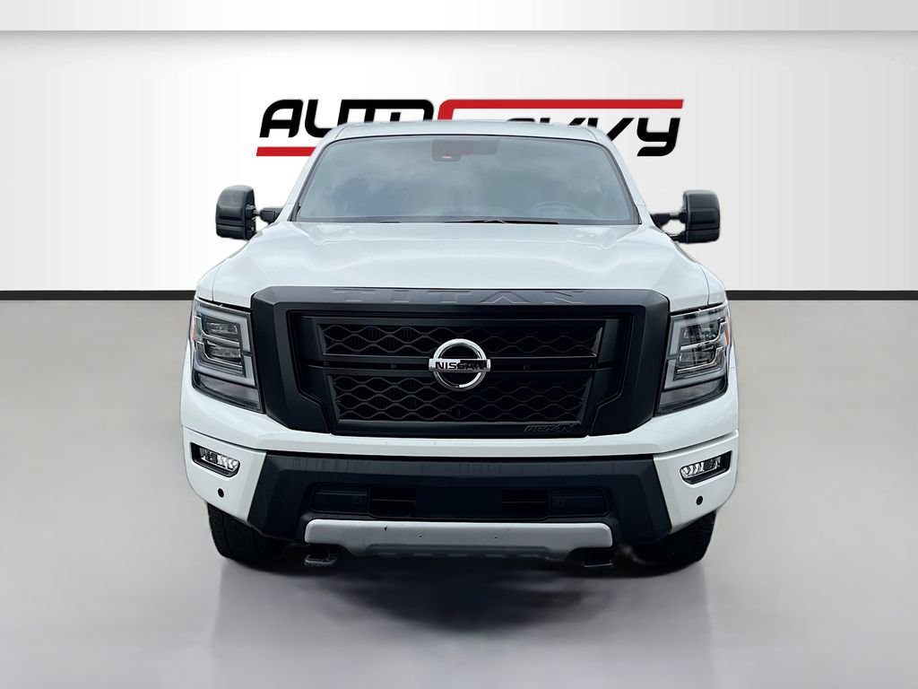 Used 2023 Nissan Titan PRO-4X AWD/4WD image 2