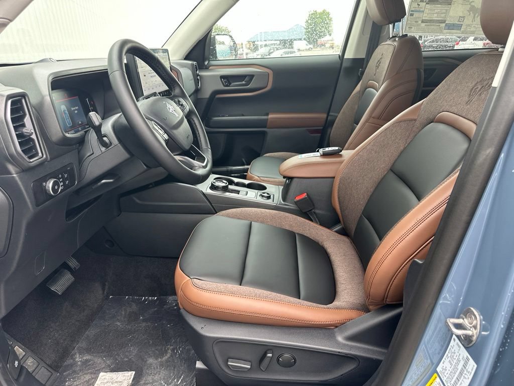 New 2026 Ford Bronco Sport Outer Banks w/ Outer Banks Tech Package+ AWD/4WD image 14