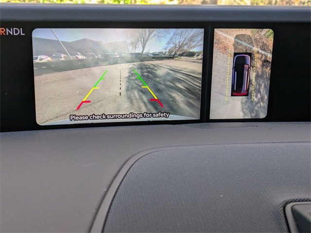 Used 2024 Lincoln Nautilus Premier image 17