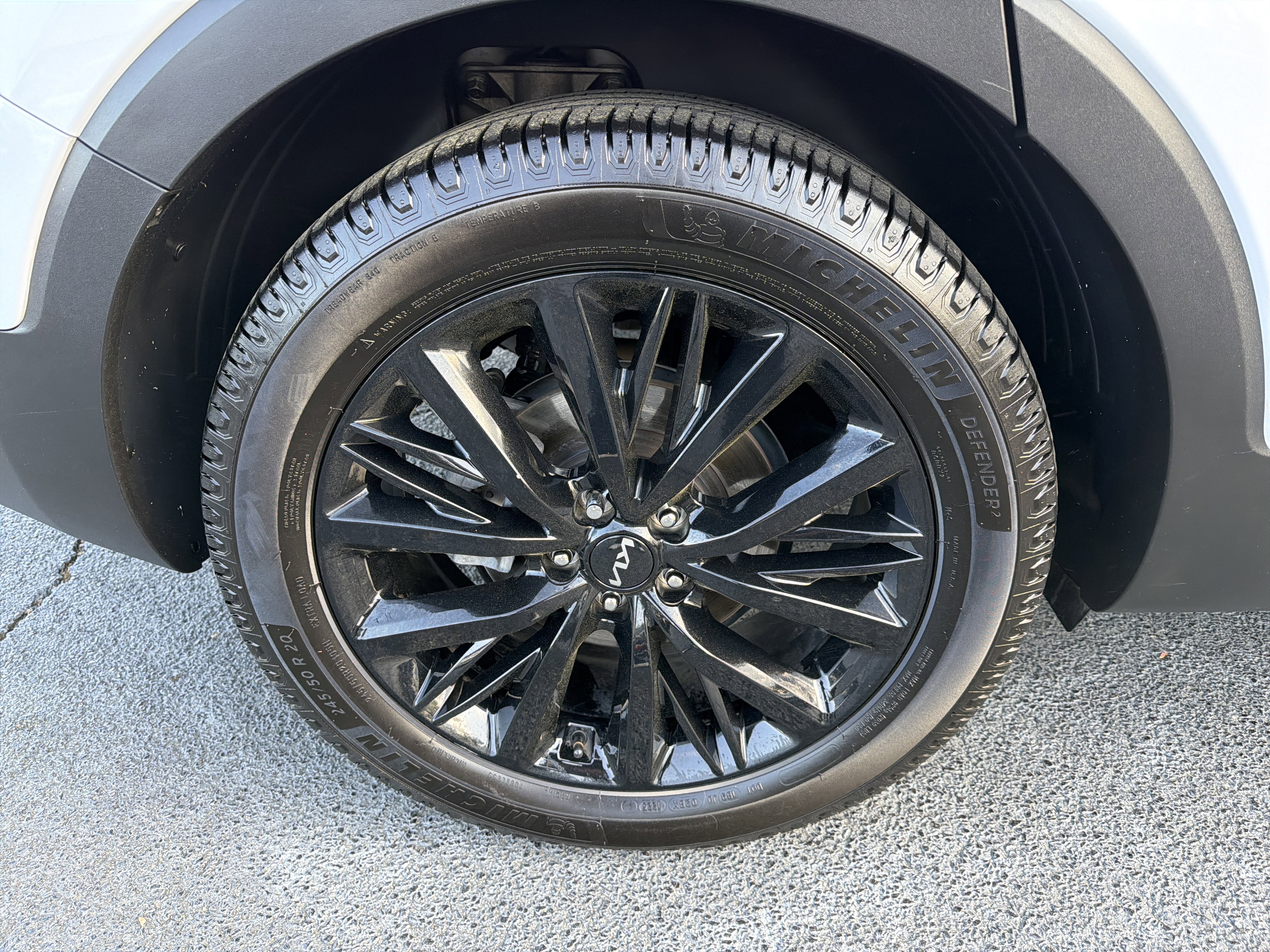 Used 2022 Kia Telluride SX w/ Towing Package image 15