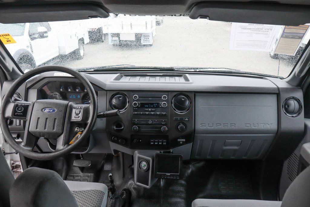 Used 2016 Ford F650 2WD Crew Cab Super Duty image 31