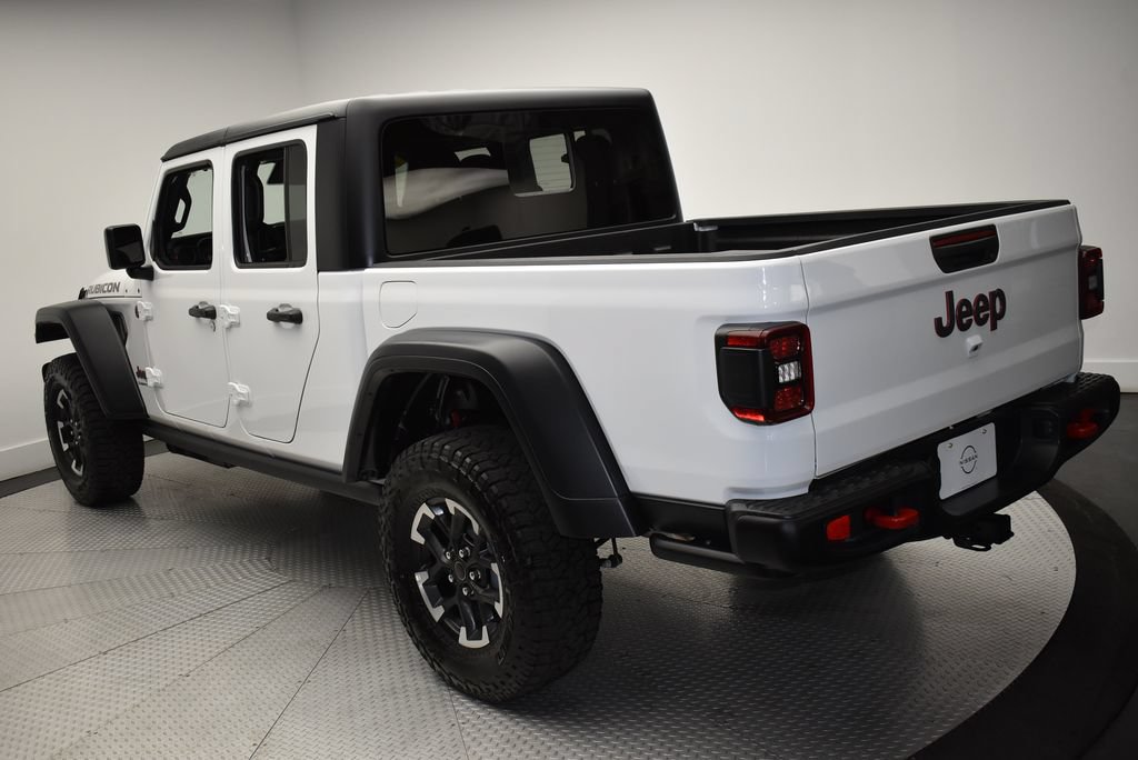 Used 2026 Jeep Gladiator Rubicon AWD/4WD image 7