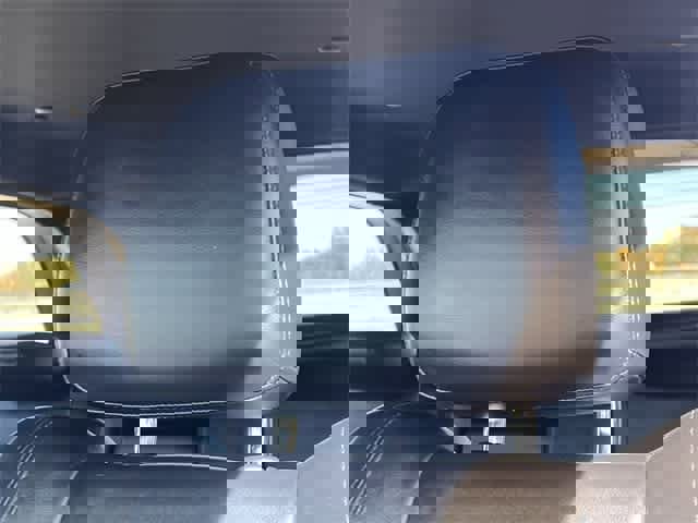 Used 2018 Jeep Grand Cherokee Altitude image 25