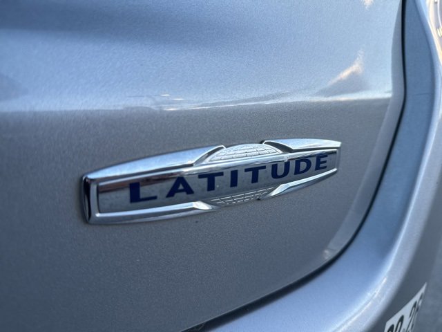 Used 2024 Jeep Compass Latitude image 19