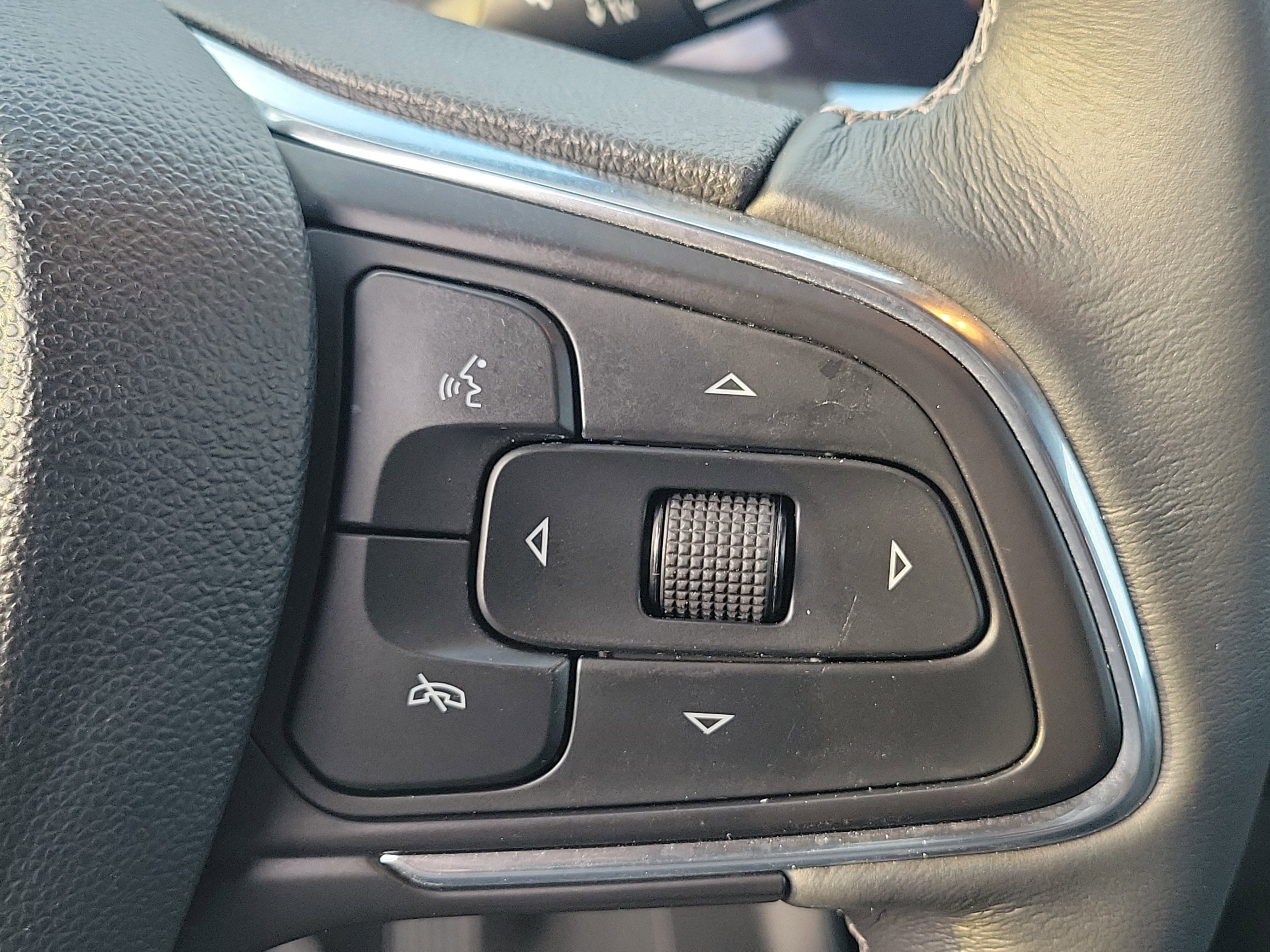 Used 2023 Buick Encore GX Select w/ Experience Buick Package image 18