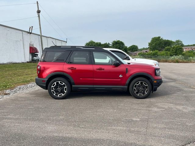 Used 2021 Ford Bronco Sport Outer Banks AWD/4WD image 2