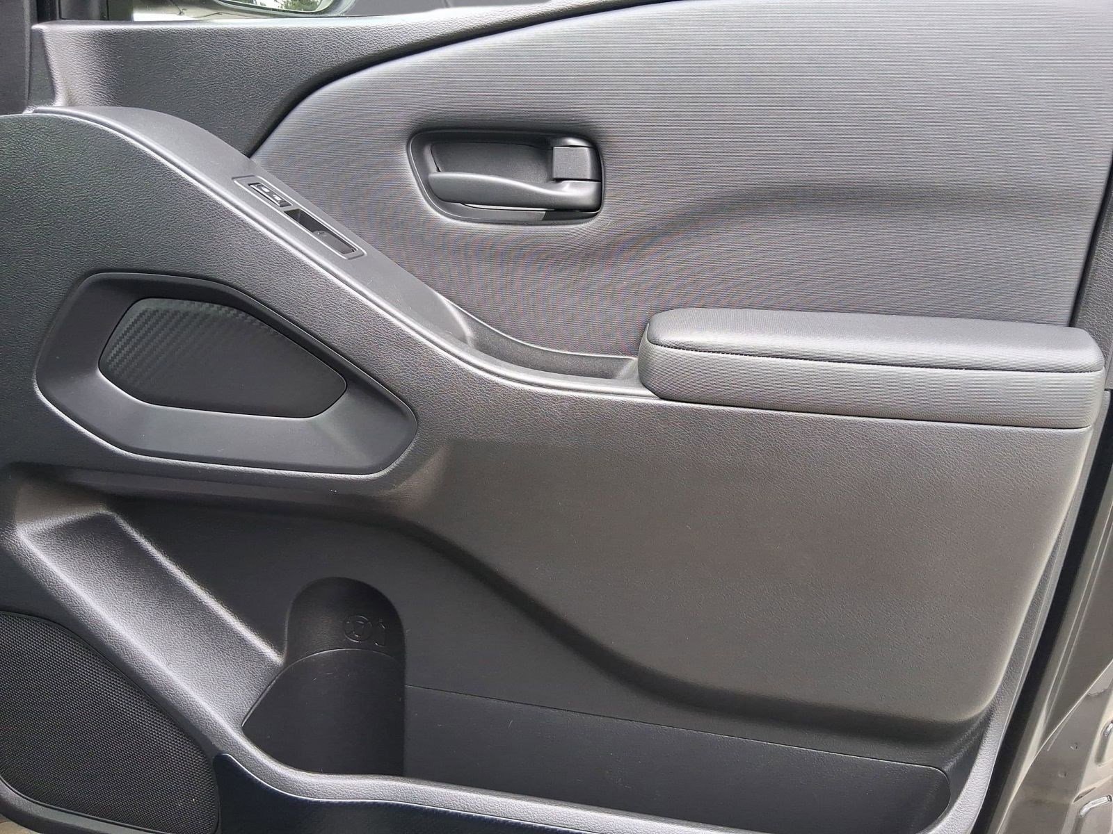 Used 2022 Nissan Frontier S w/ Technology Package image 27