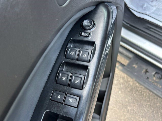 Used 2015 Chevrolet Colorado Z71 RWD image 11