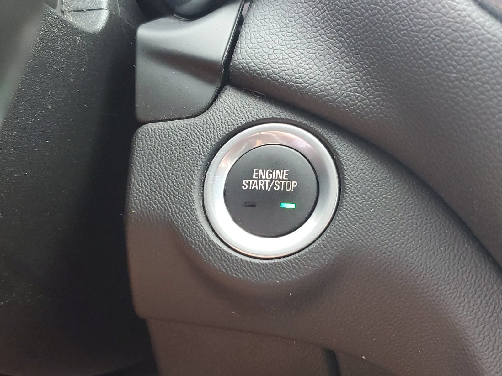 Used 2019 Chevrolet Equinox LT FWD image 29