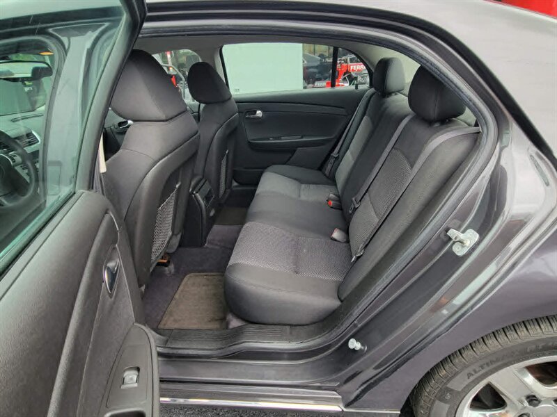 Used 2010 Chevrolet Malibu LT w/ Power Convenience Package FWD image 11
