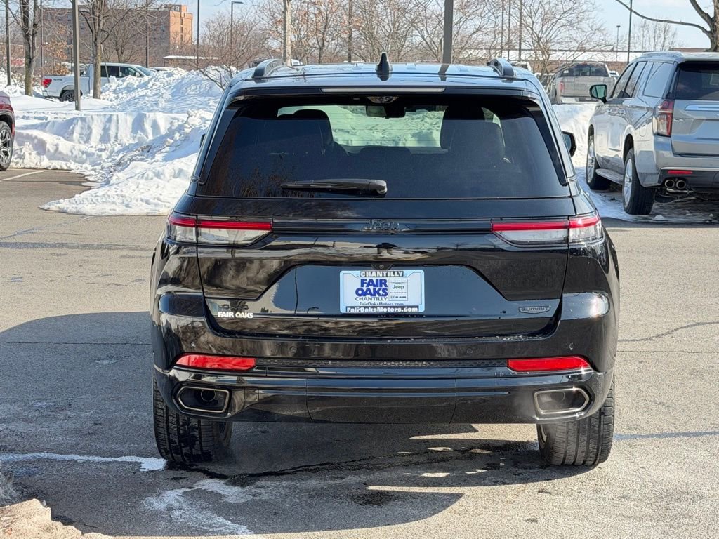 Certified 2025 Jeep Grand Cherokee Summit w/ Adv Protech Group IV image 8