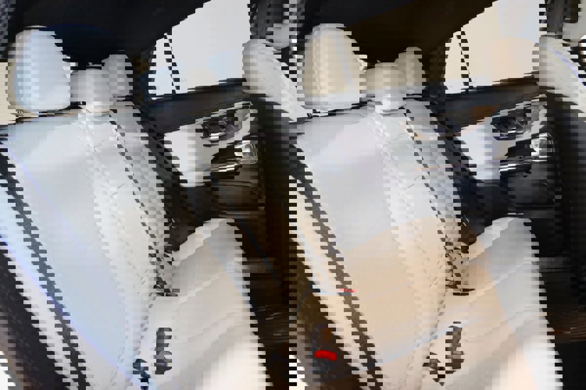 Used 2025 Mercedes-Benz GLC 300 4MATIC Coupe image 81