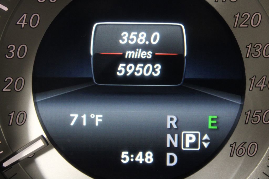 Used 2015 Mercedes-Benz GLK 350 4MATIC image 25