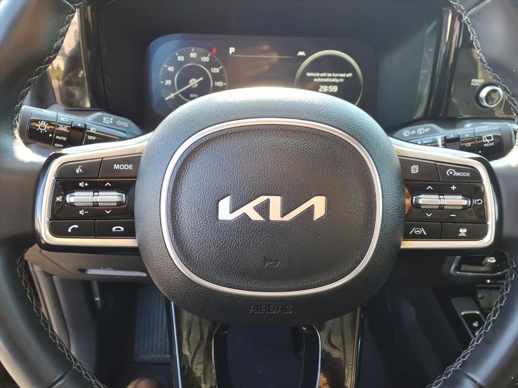 Used 2023 Kia Sorento SX image 5