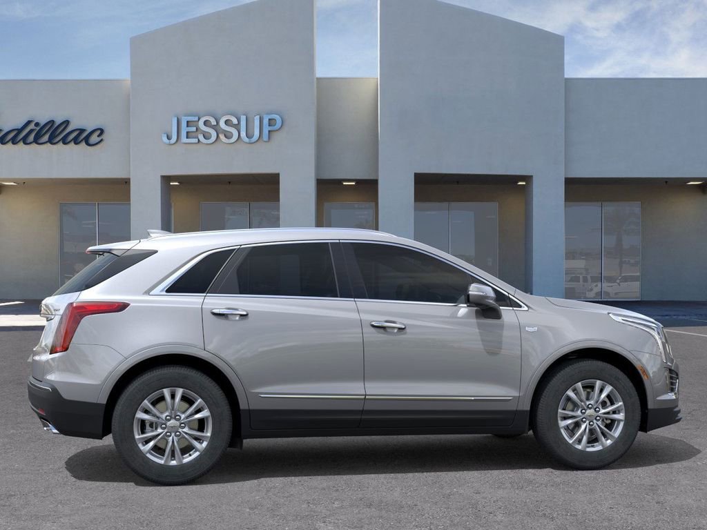 New 2026 Cadillac XT5 Luxury image 5