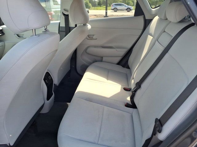 Used 2025 Hyundai Kona SEL FWD image 22