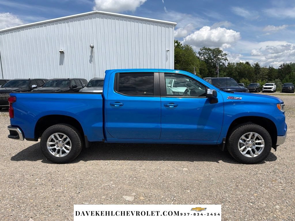 Used 2025 Chevrolet Silverado 1500 LT AWD/4WD image 6