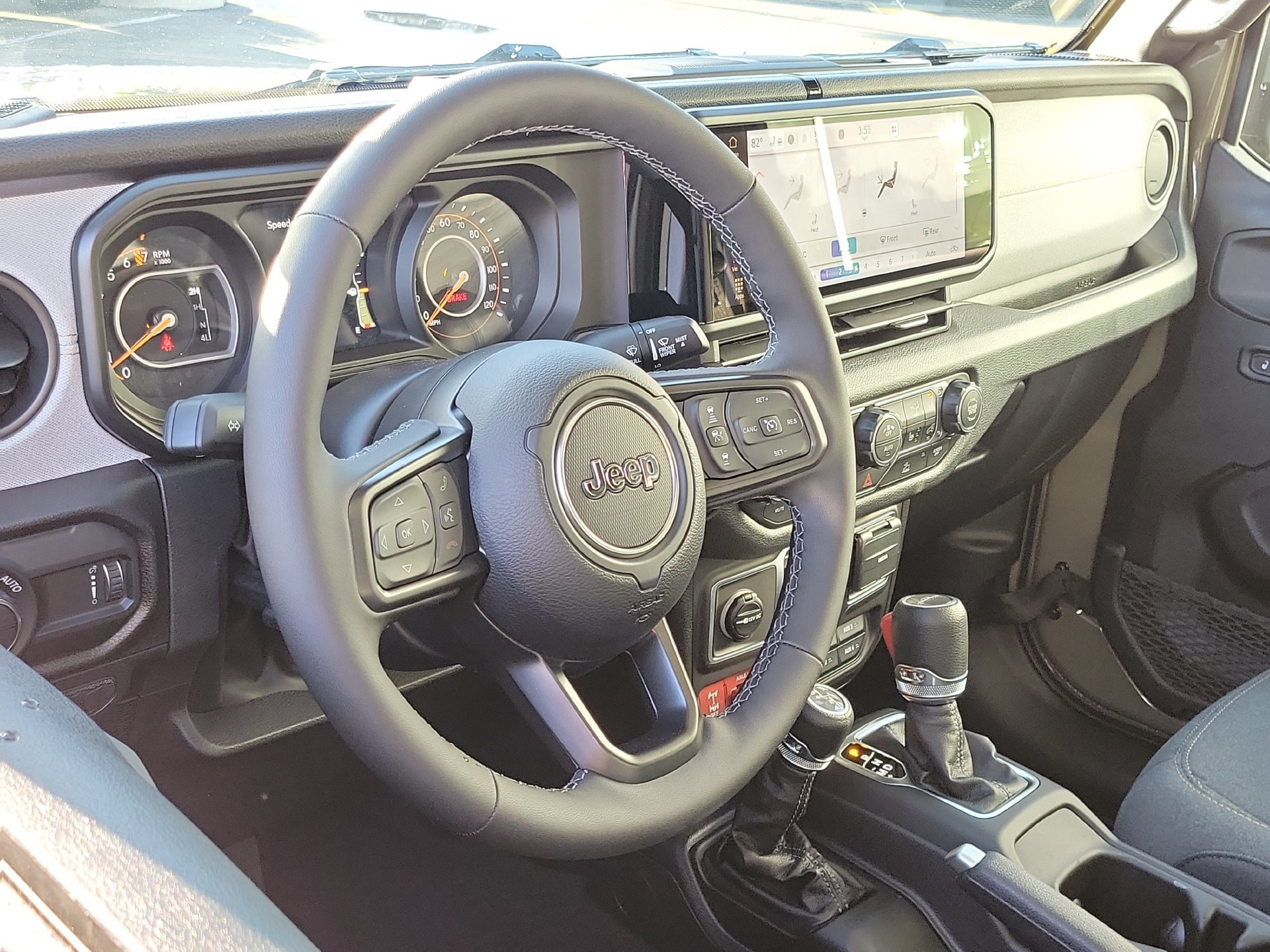 New 2026 Jeep Gladiator Sport AWD/4WD image 3