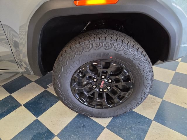 New 2026 GMC Canyon Elevation w/ Convenience Package RWD image 11