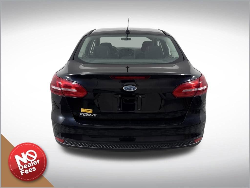 Used 2018 Ford Focus S image 3