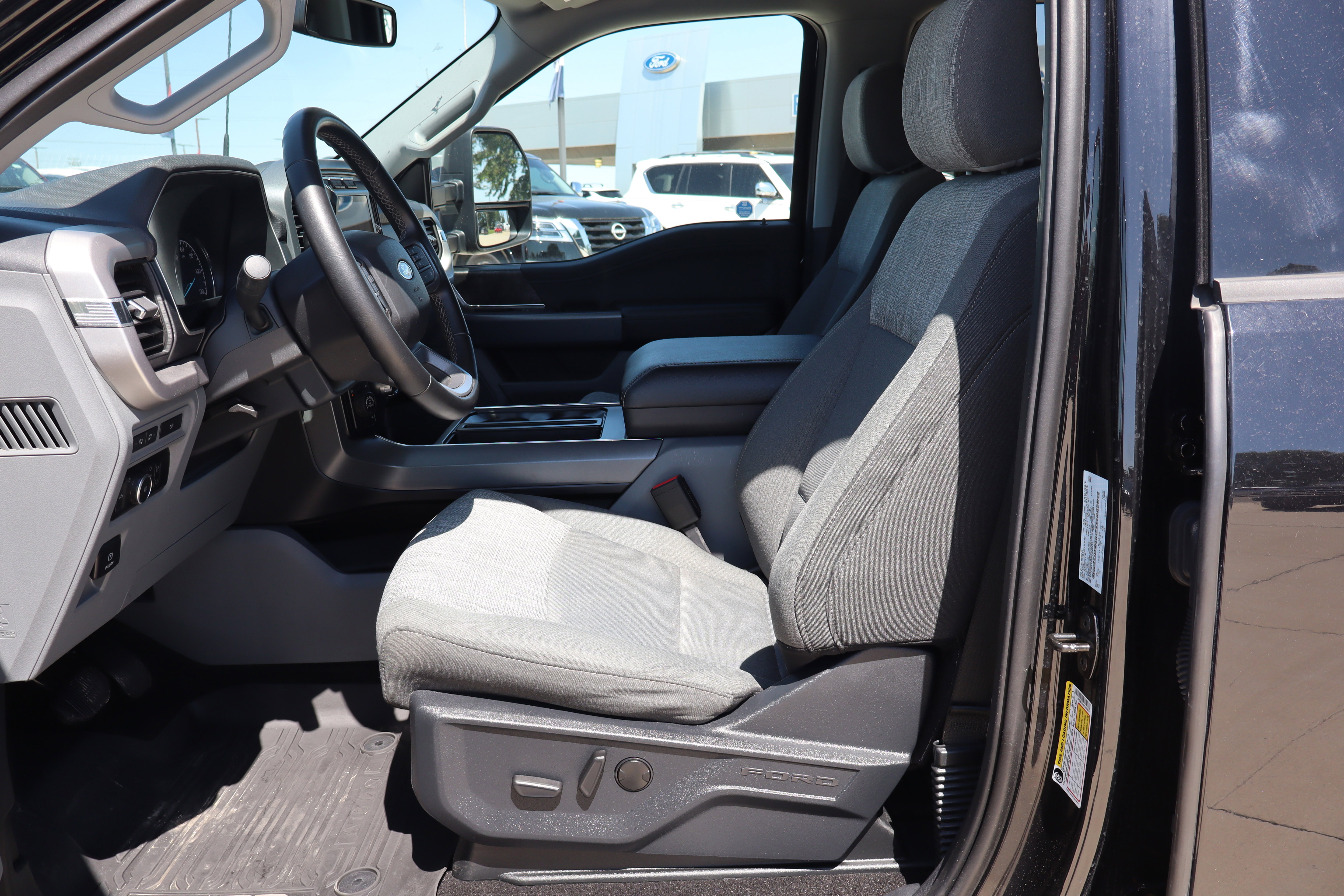 Used 2023 Ford F150 XLT w/ Equipment Group 302A High AWD/4WD image 10