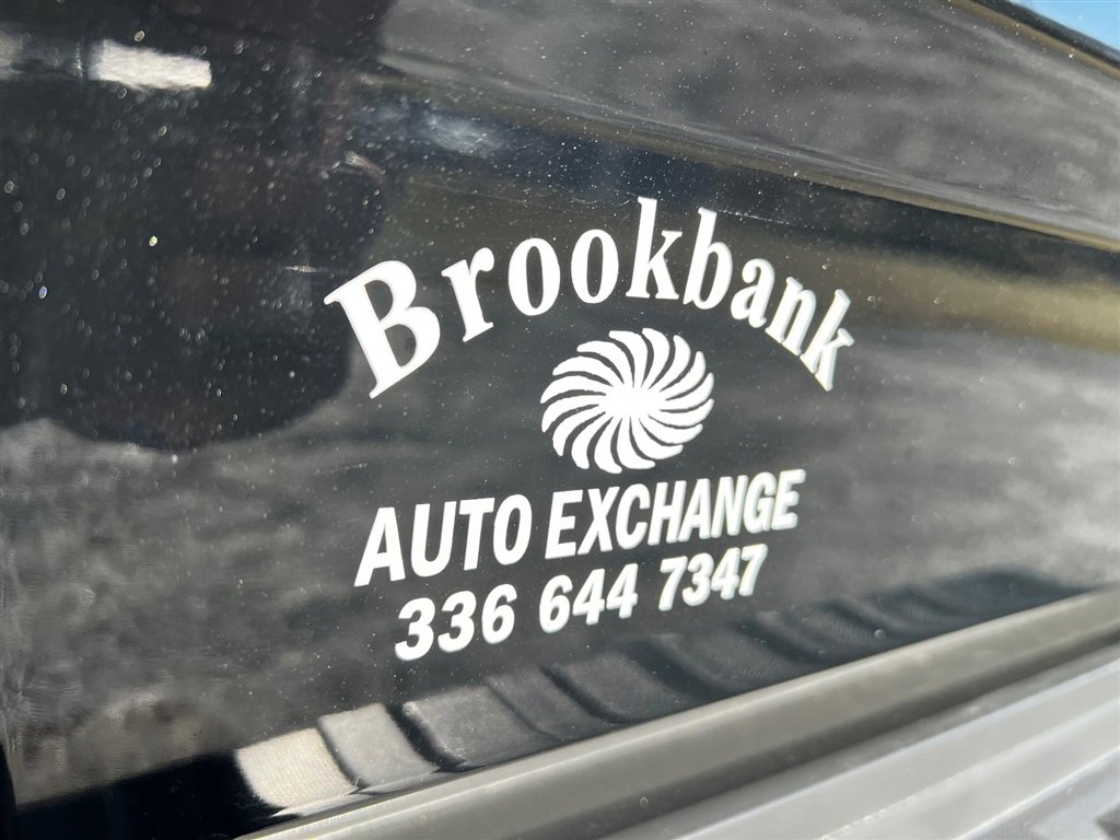 Used 2015 GMC Sierra 2500 Denali w/ Duramax Plus Package image 15