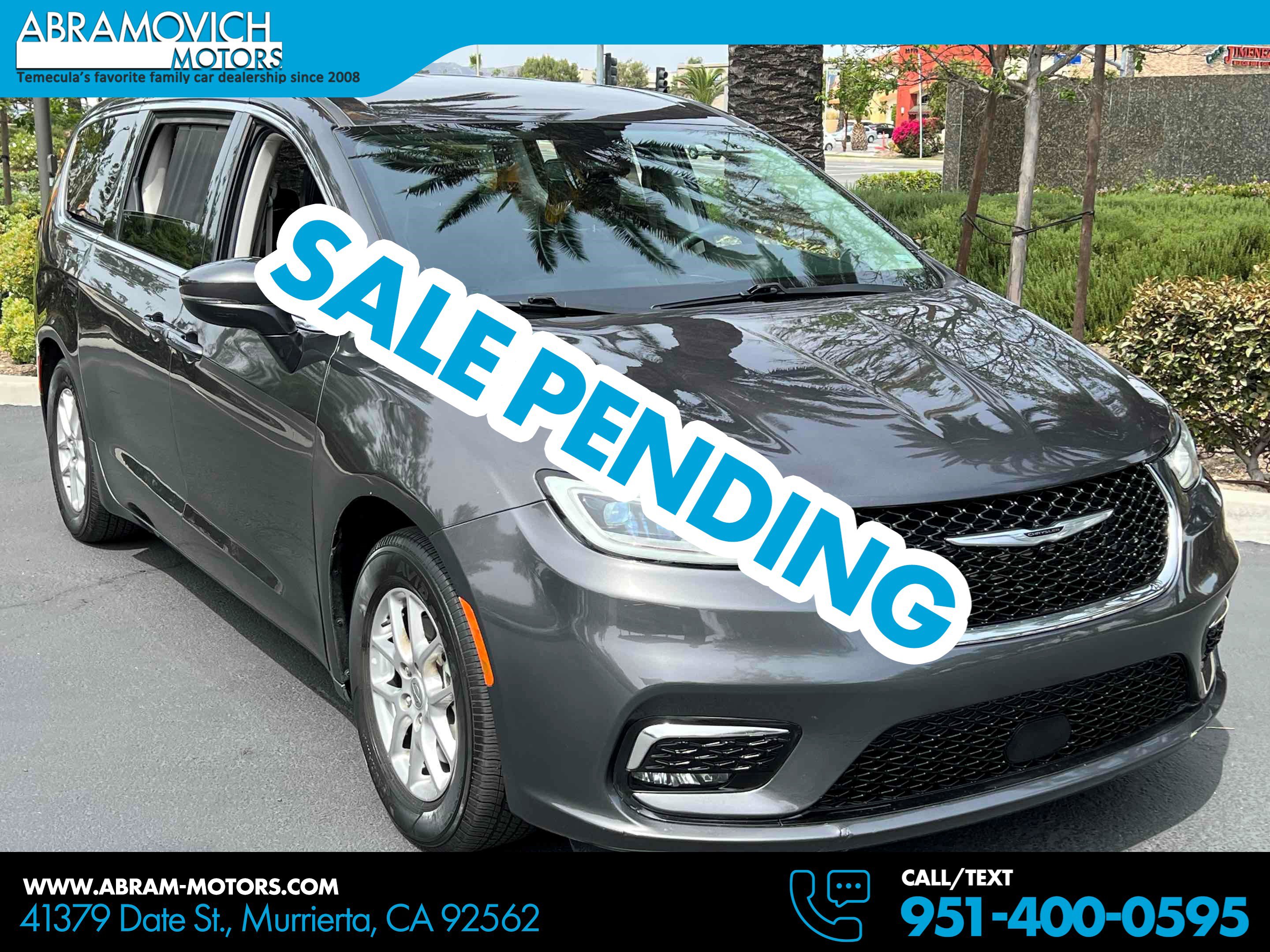Used 2023 Chrysler Pacifica Touring-L